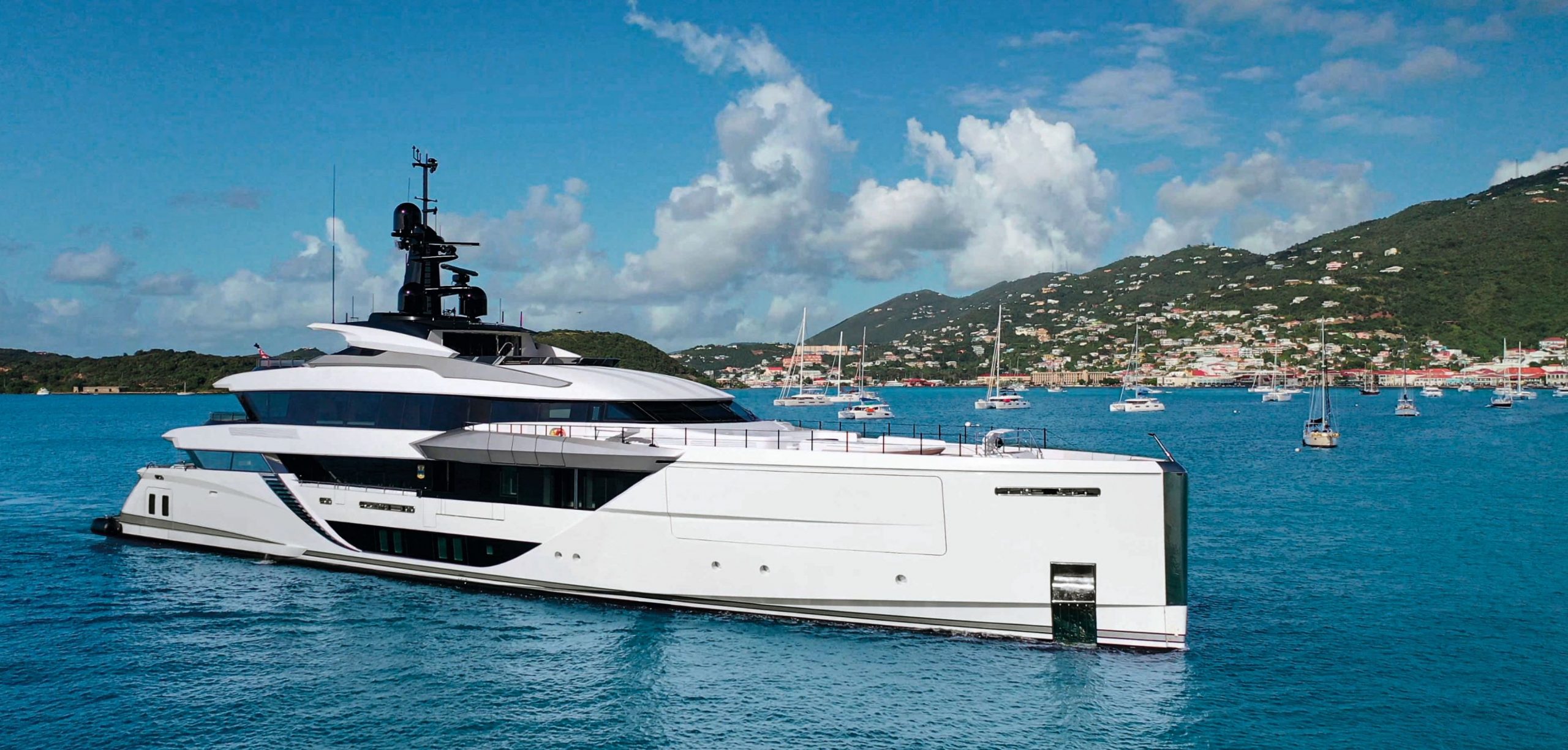CRN Superyacht M/Y 141, l’innovativa opera d’arte bespoke