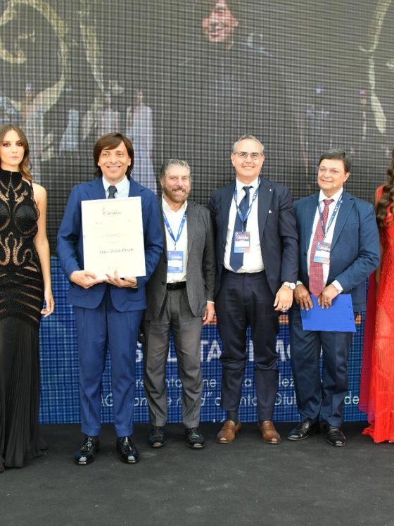 “Orgoglio Calabrese, Orgoglio di Roma… ma soprattutto Orgoglio Italiano” “Anton Giulio Grande insignito del titolo di Cavaliere al Merito dell’Imprenditoria Italiana”