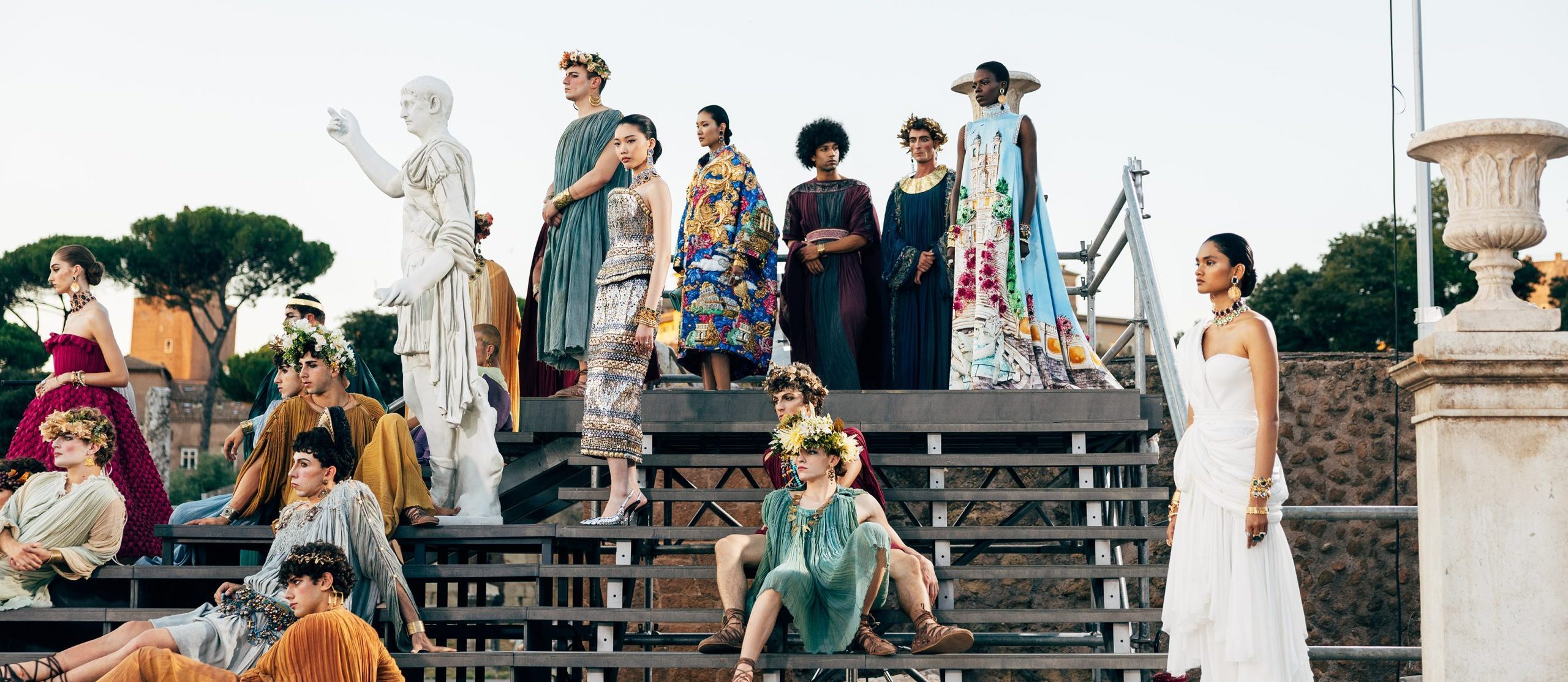 Dolce & Gabbana firmano un capolavoro a cielo aperto: la Città Eterna vive di Alta Moda