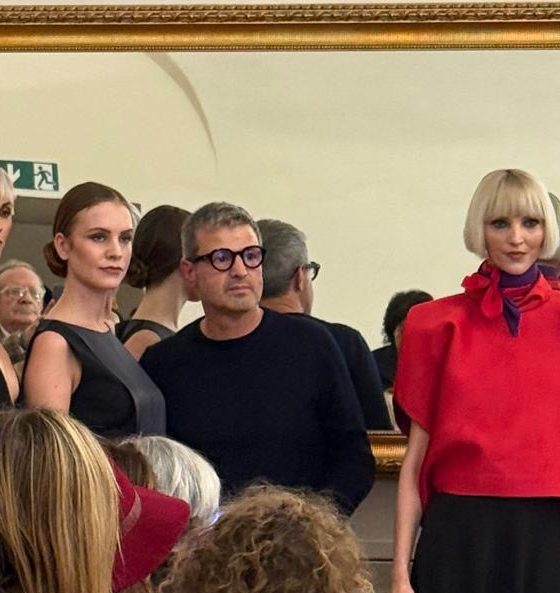 Vittorio Camaiani presenta la collezione Autunno/Inverno 25-26 “La mia strada” alla Coffee House di Palazzo Colonna