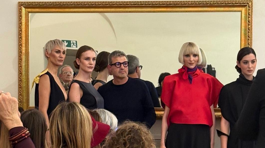 Vittorio Camaiani presenta la collezione Autunno/Inverno 25-26 “La mia strada” alla Coffee House di Palazzo Colonna